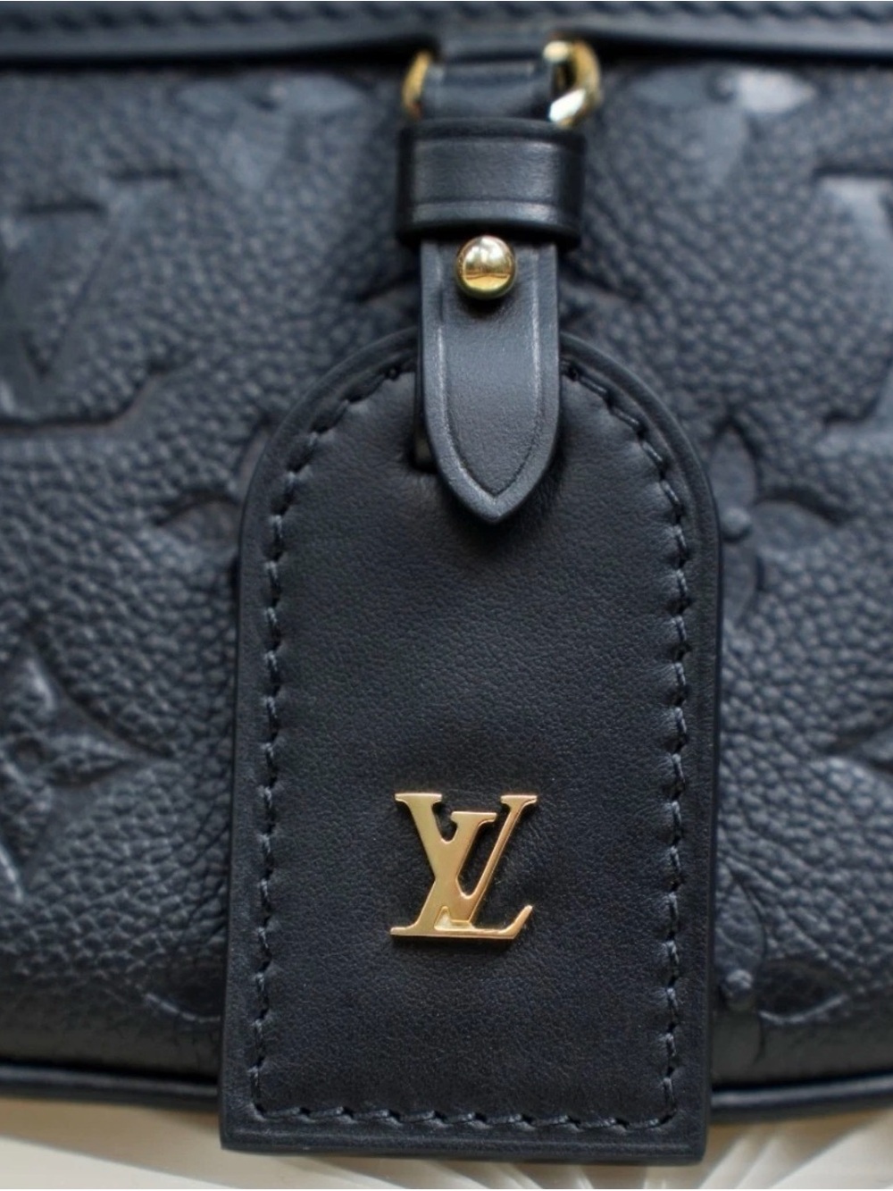 Louis Vuitton High Rise PM - Picture 5 of 10